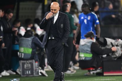 DORTMUND, GERMANY - MARCH 23: Luciano Spalletti, head coach of Italy looks on during the UEFA Nations League Quarterfinal Leg Two match between Germany and Italy at Football Stadium Dortmund on March 23, 2025 in Dortmund, Germany. (Photo by Stuart Franklin/Getty Images)