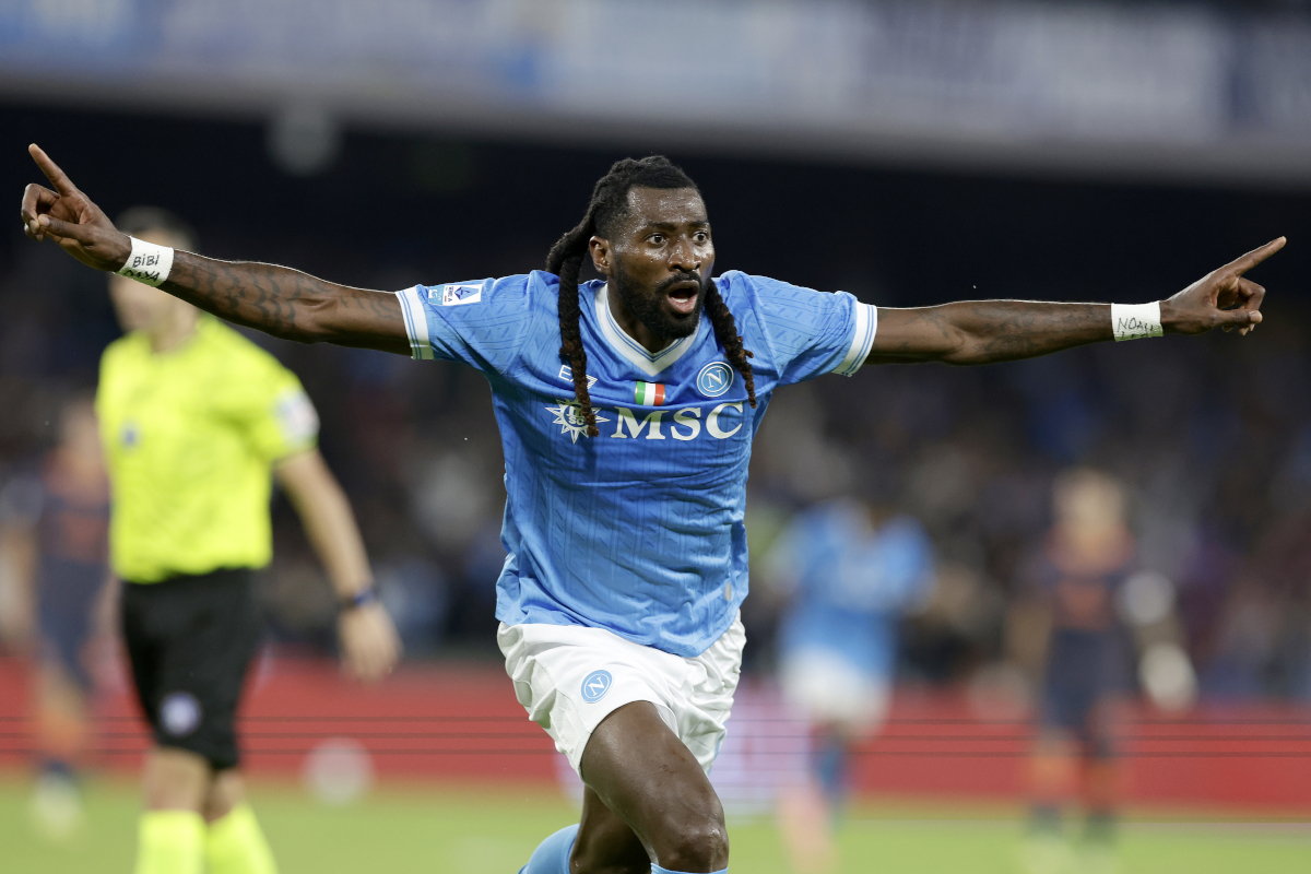NAPLES, ITALY - OCTOBER 25: Frank Zambo Anguissa of SSC Napoli celebrates after scoring his side third goal during the Serie A match between SSC Napoli and FC Internazionale at Stadio Diego Armando Maradona on October 25, 2025 in Naples, Italy. (Photo by Francesco Pecoraro/Getty Images)
